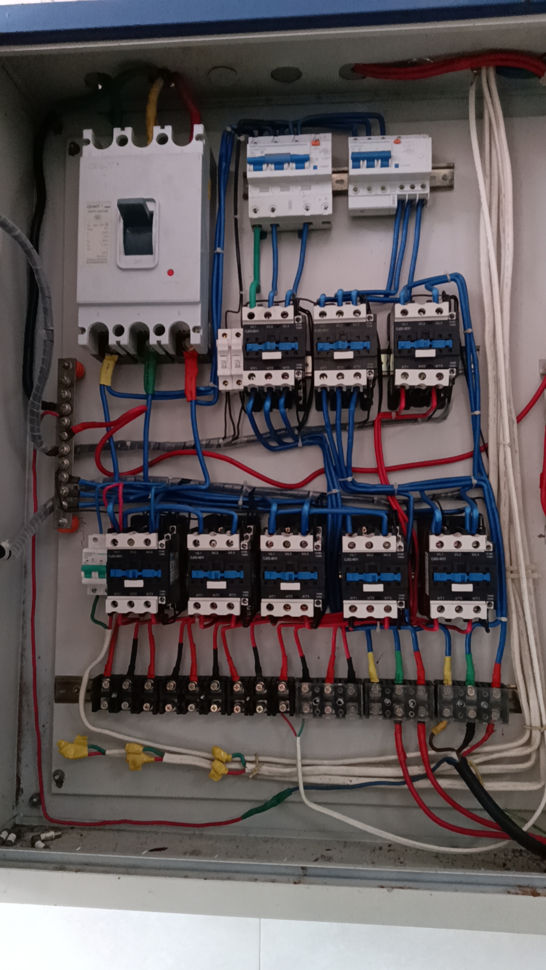 Pentauliahan Periuk Tekanan 85L Guizhou untuk Penyediaan Berskala Besar gallery image 1